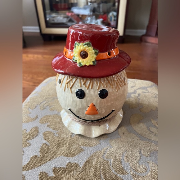 Scentsy Scarecrow Warmer🎃🧡✨ - Picture 6 of 8